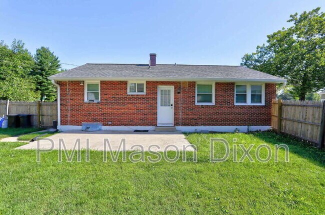 Building Photo - 8523 Fieldway Dr