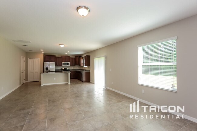 Building Photo - 2012 Broad Winged Hawk Dr