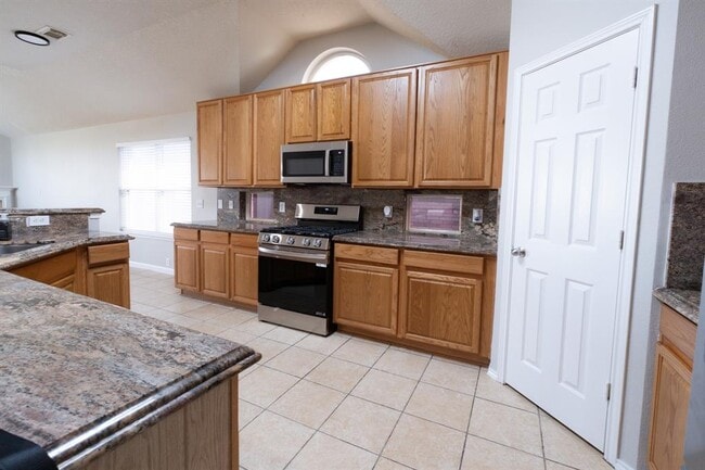 Building Photo - 11735 Berkway Trail