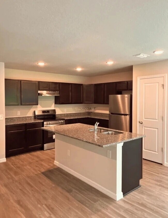 Primary Photo - 4243 Spring Park Rd