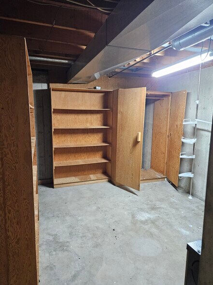 Building Photo - 10665 W Dakota Ave