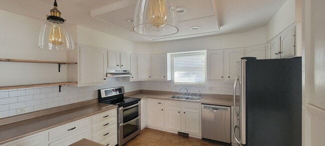 Building Photo - 2213 Twinflower W