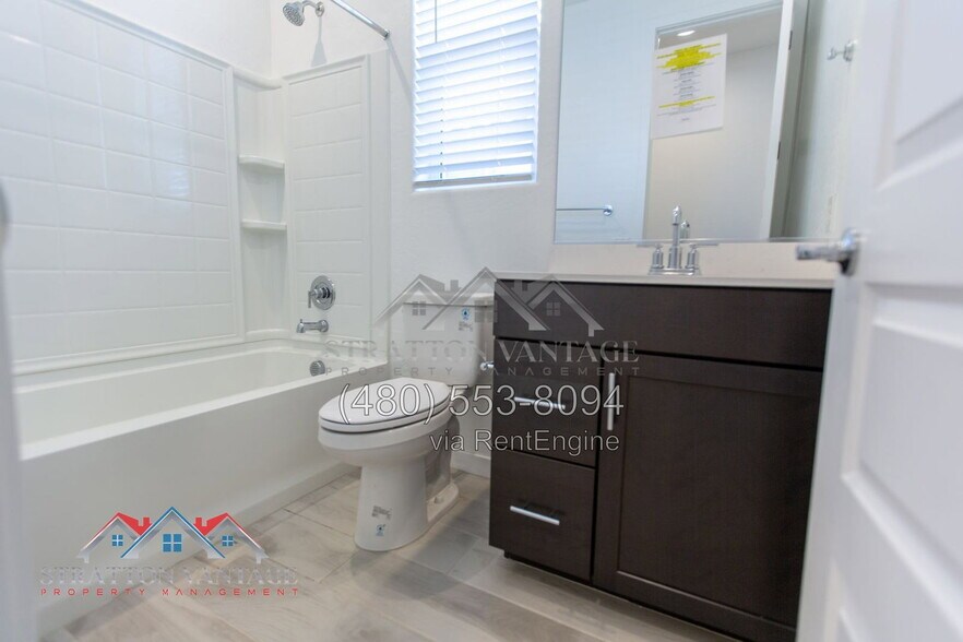 Building Photo - 4204 Enmark Dr