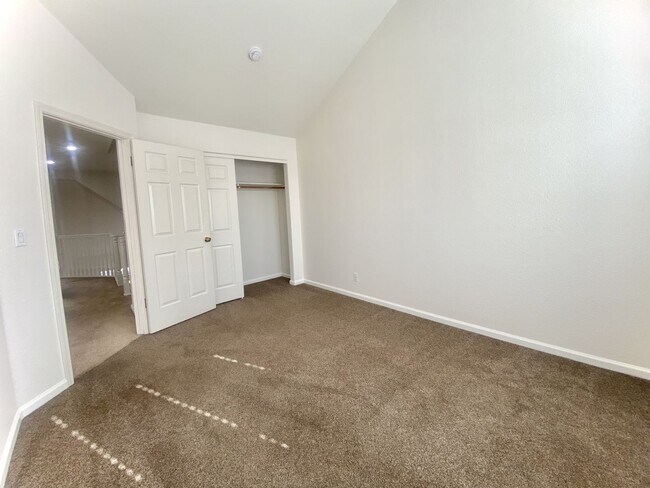 Building Photo - Unique Home with lots of Natural light!! C...