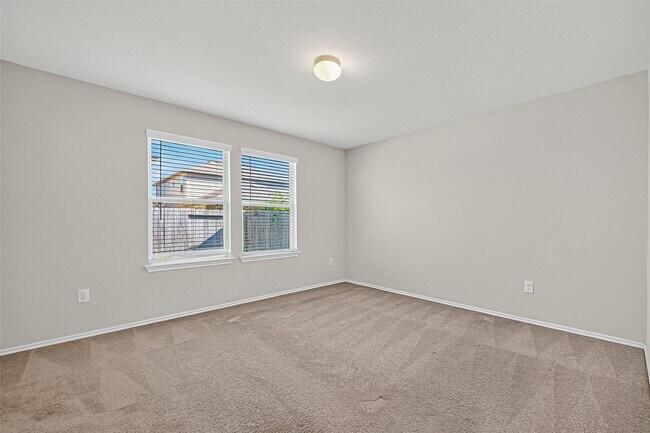 Building Photo - 1830 Cormorant Cres