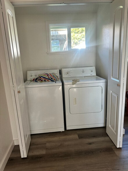 Building Photo - 17000 CA-1