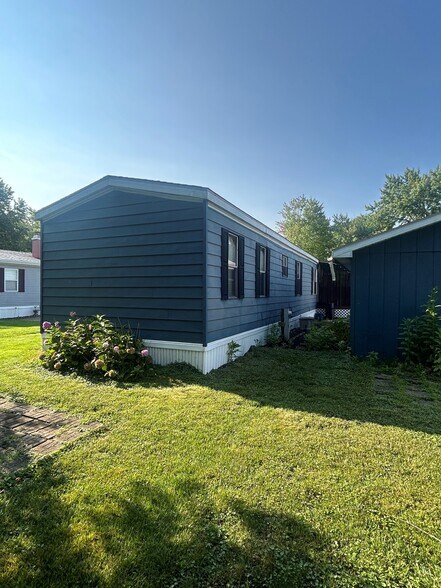 Building Photo - 38 Poplar Dr