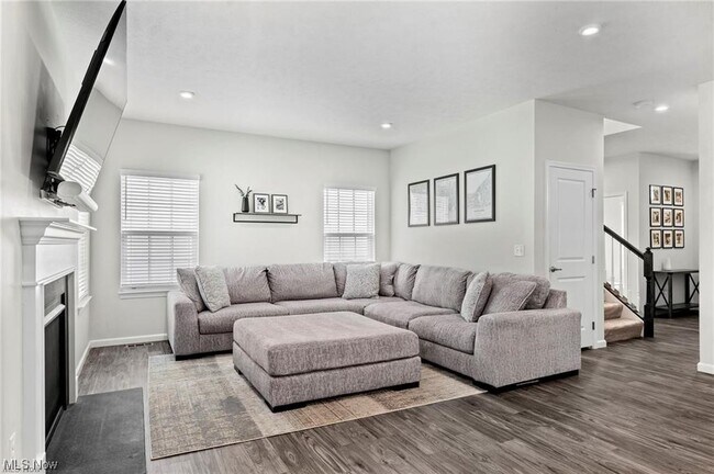 Building Photo - 8291 Brodie Blvd