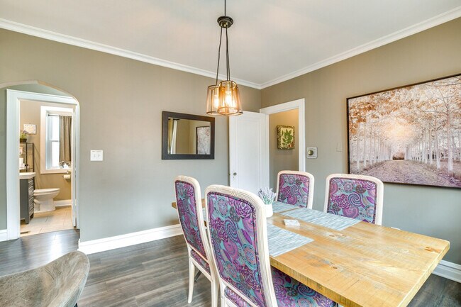 Building Photo - 1540 Fowler Ave