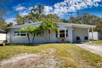 Building Photo - 333 E Cornelius Cir