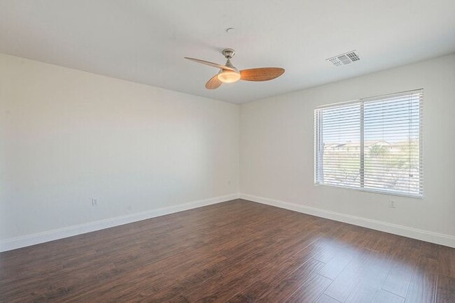 Building Photo - Pending/ Rented - Sahuarita Beauty!