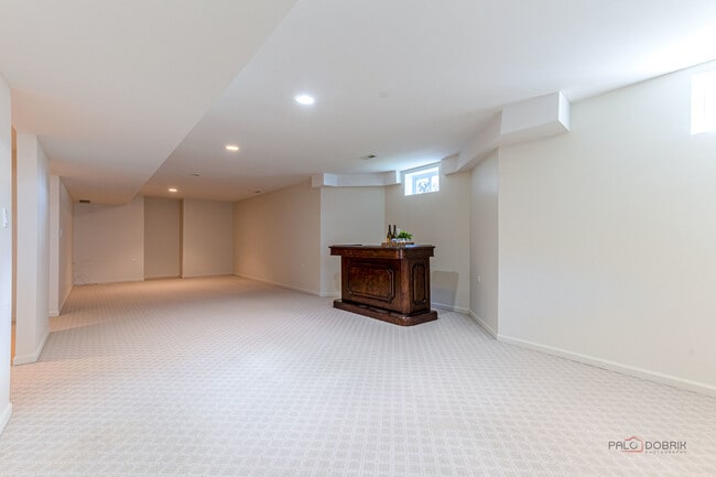 Building Photo - 20772 N William Ave