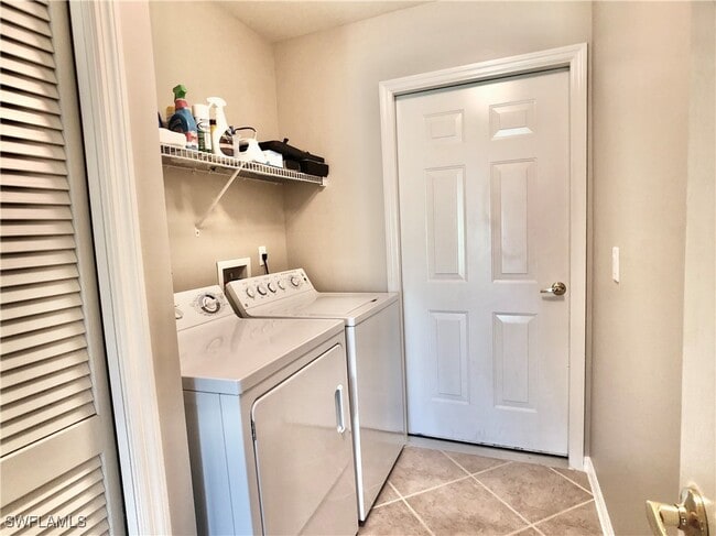 Building Photo - 3455 Laurelgreens Ln S