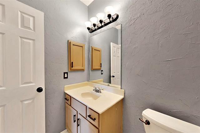 Building Photo - 2337 Vetchling Cir