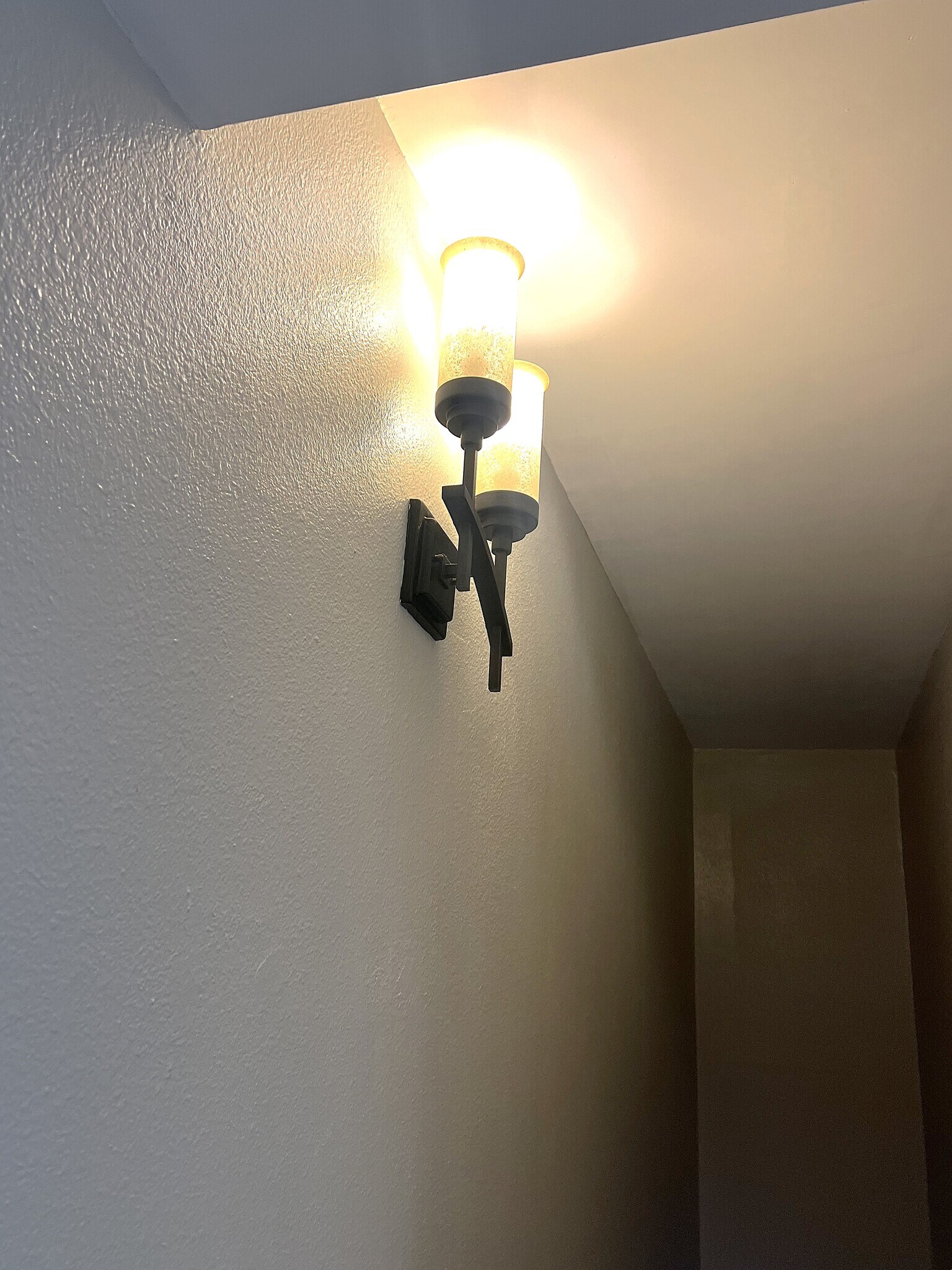Stairway sconce - 338 W Plymouth St