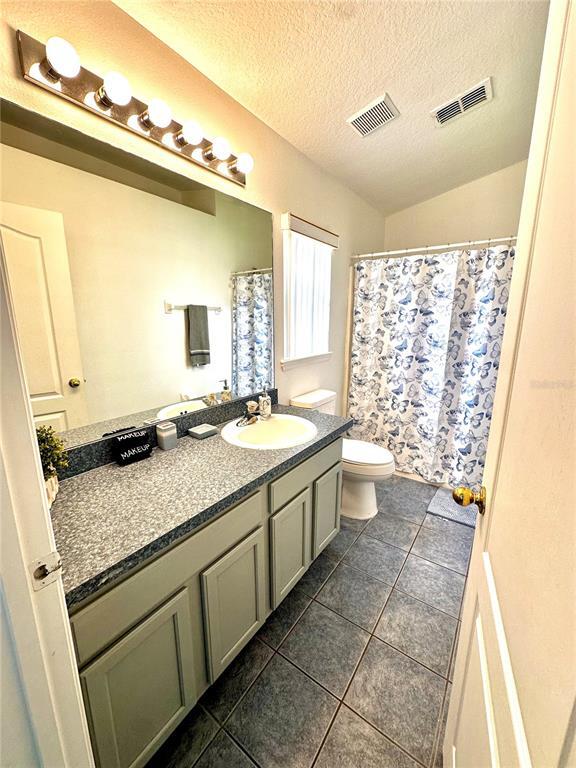 Building Photo - 893 Sandy Ridge Dr