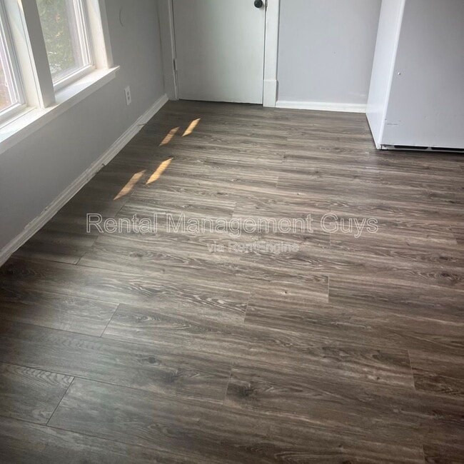 Building Photo - 1015 N Humboldt Ave