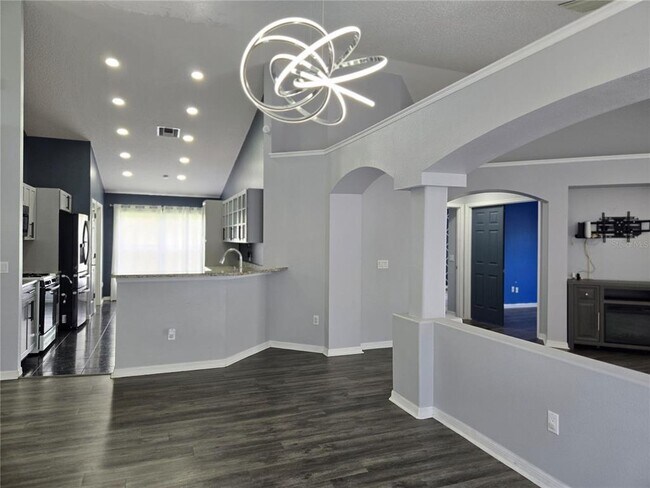 Building Photo - 10117 Somersby Dr