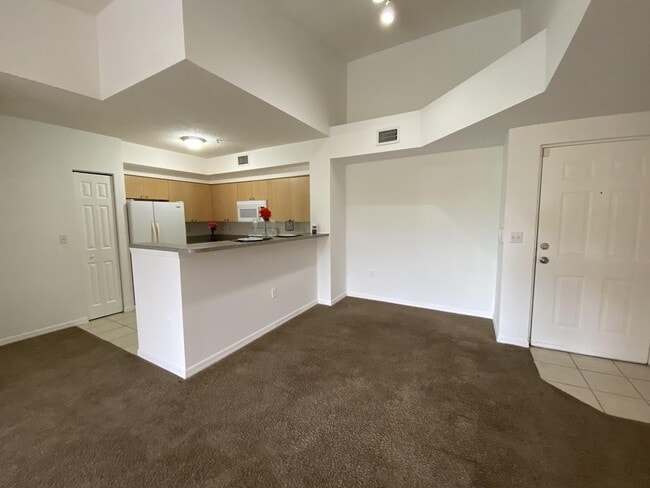 Building Photo - 2360 E Preserve Way