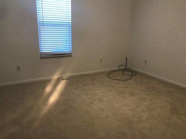 Building Photo - 615 Bowers Ct