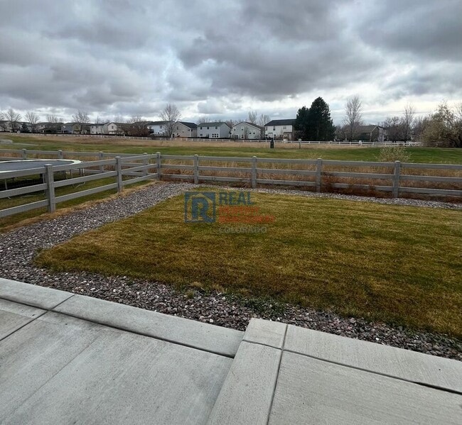 Building Photo - 420 Ryan Ave