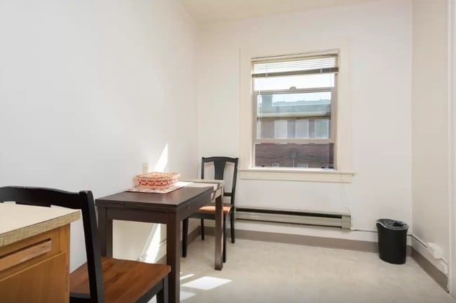 Building Photo - 4522 Brooklyn Ave NE