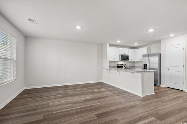 Building Photo - 608 Rd