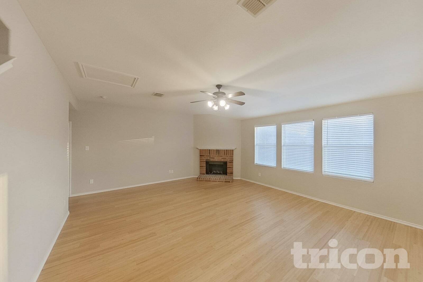 Building Photo - 216 Rambling Way