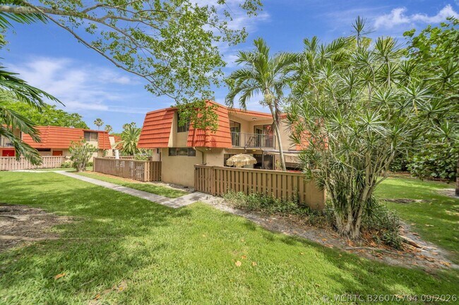 Building Photo - 8105 Severn Dr