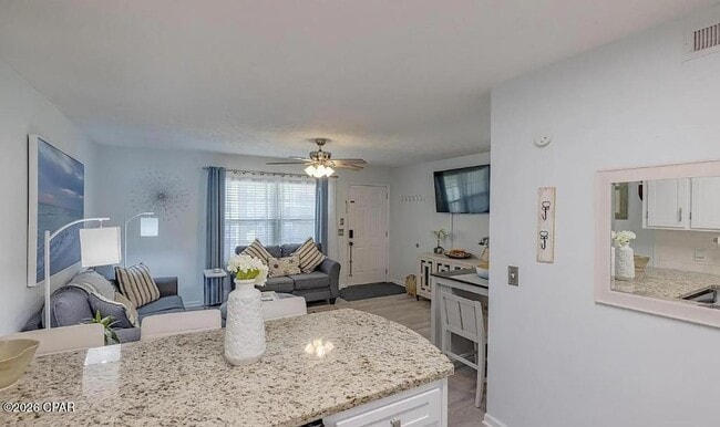 Building Photo - 17462 Front Beach Rd