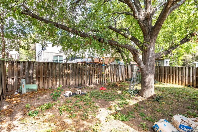 Building Photo - 4615 Camas-