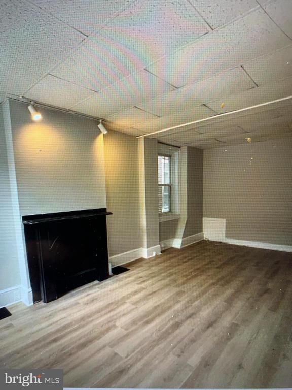 Building Photo - 336 Barclay St