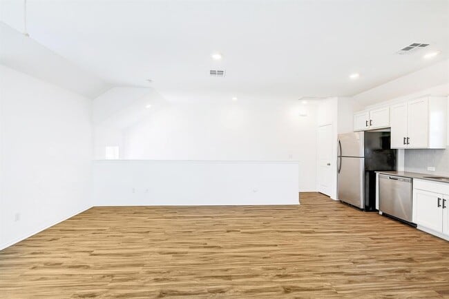 Building Photo - 200 Philomena Dr.