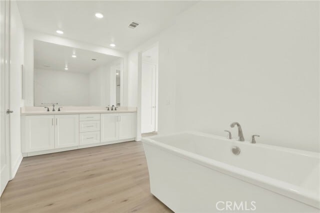 Building Photo - 3715 Rivington