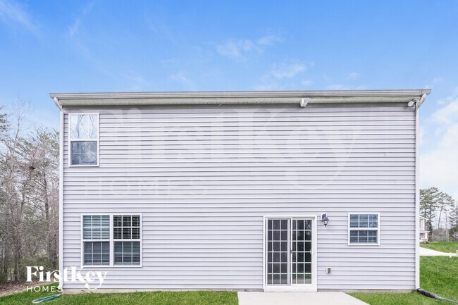 Building Photo - 2025 Misty Rose Lane