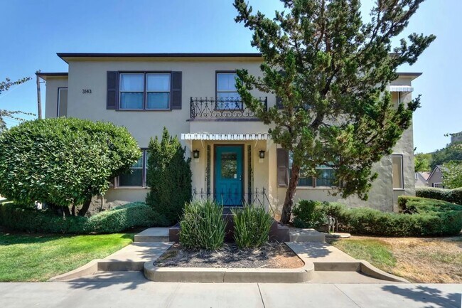 Primary Photo - 3143 Freeport Blvd