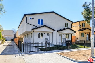 Building Photo - 1640 Murchison St