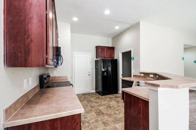 Building Photo - 4013 Lawrence Daniel Dr