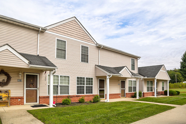 Building Photo - Fox Run Crossing