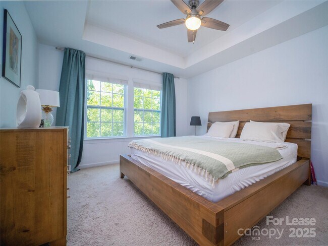 Building Photo - 9547 Glenburn Ln