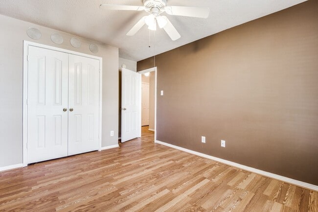 Building Photo - 7302 Hollow Field Ln