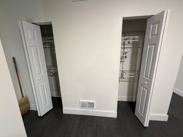 Building Photo - 1620 6th Ave