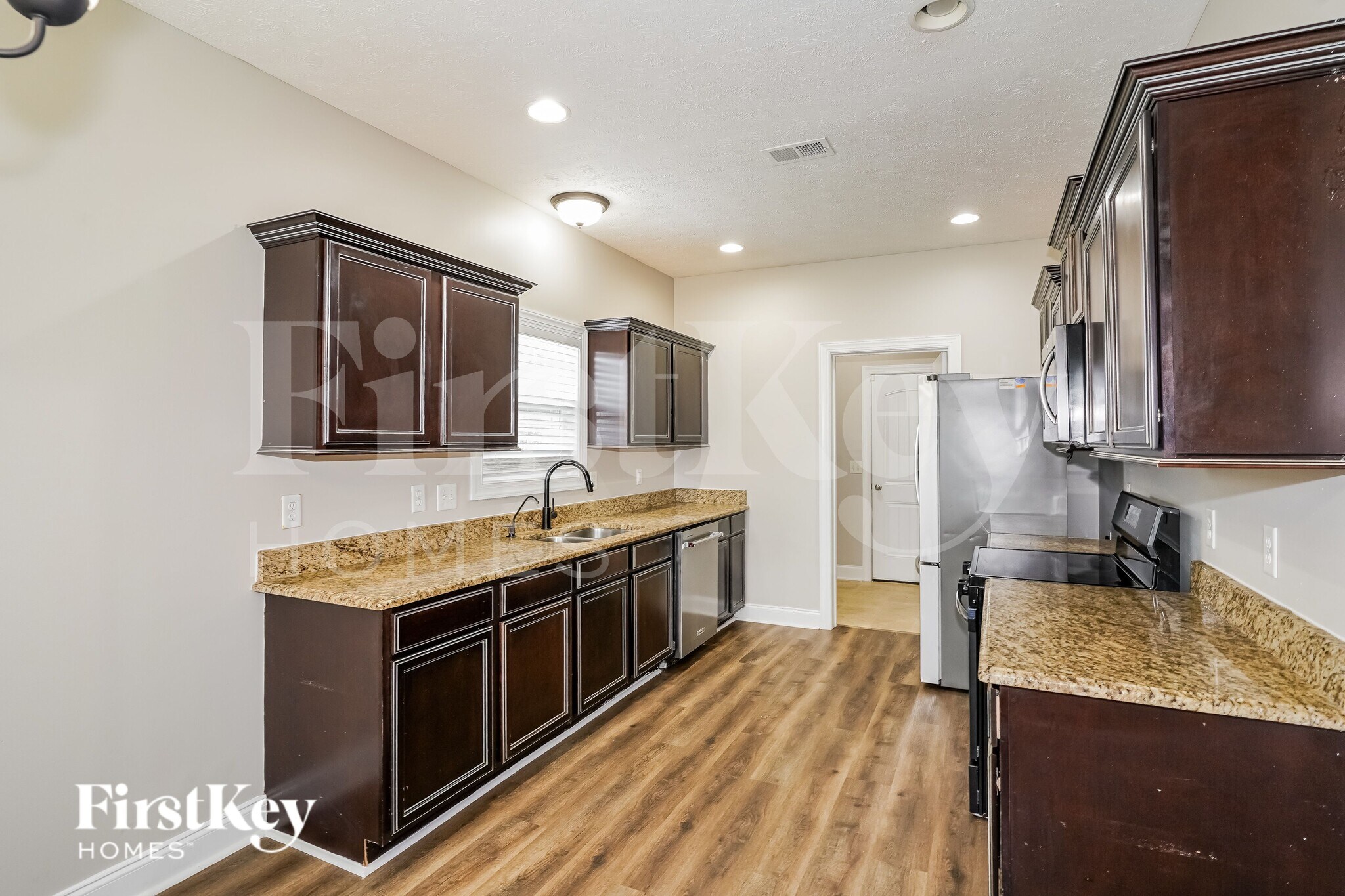 Building Photo - 848 Cherry Blossom Ln