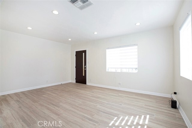Building Photo - 10955 Burnet Ave