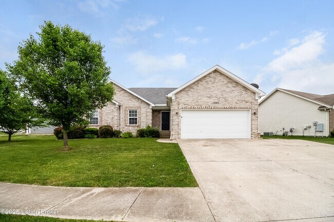 Building Photo - 3123 Northland Dr