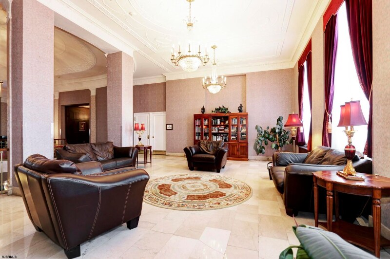 Building Photo - 2715 Boardwalk