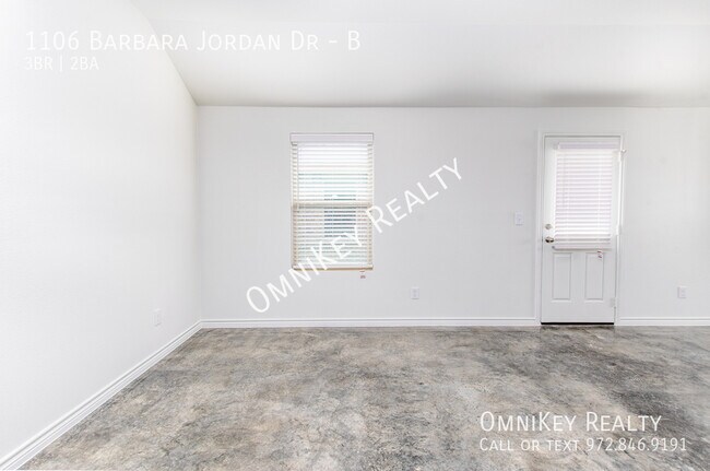 Building Photo - 1106 Barbara Jordan St