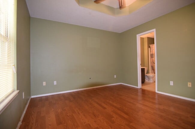 Building Photo - 2307 Onyx Cir