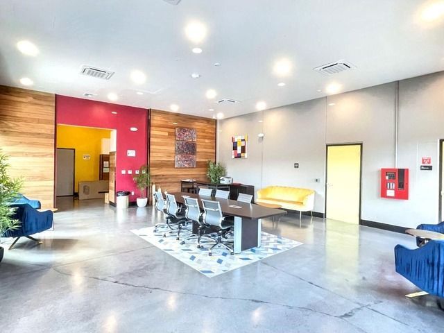 Building Photo - 42111 Osgood Rd