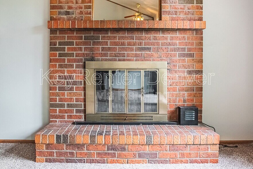 Building Photo - 16565 E Girard Ave